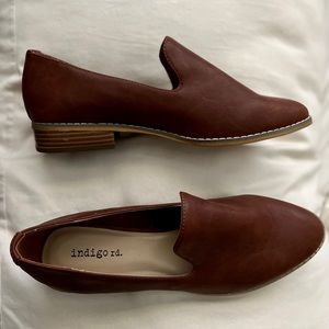 8M Never Worn Women’s Brown Low Heel Loafer Shoe